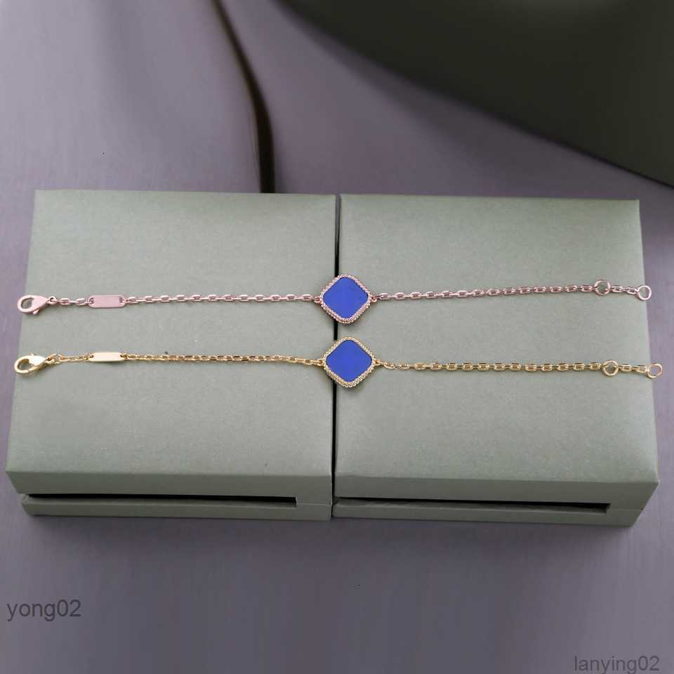 Charm Bracelet Woman Bangle Leaf Clover Bracelets Gold Chain Links Braclets Designer Armband Bangles Chains Braclet Pulsera Bracciale
Charm Bracelet Woman Bangle Leaf Clover Bracelets Gold Chain Links Braclets Designer Armband Bangles Chains Braclet Pulsera Bracciale