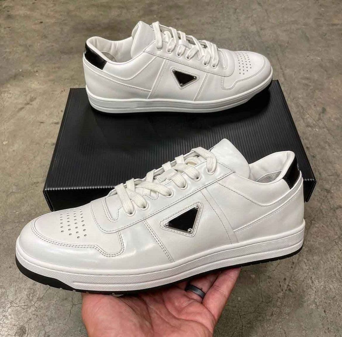 Famous Brand Downtown Men Sneakers Shoes Sporty Leather Technical Fabric ReNylon Runner Sports Chunky Rubb pradasneaker pradas pradashoes pradacups F8AX