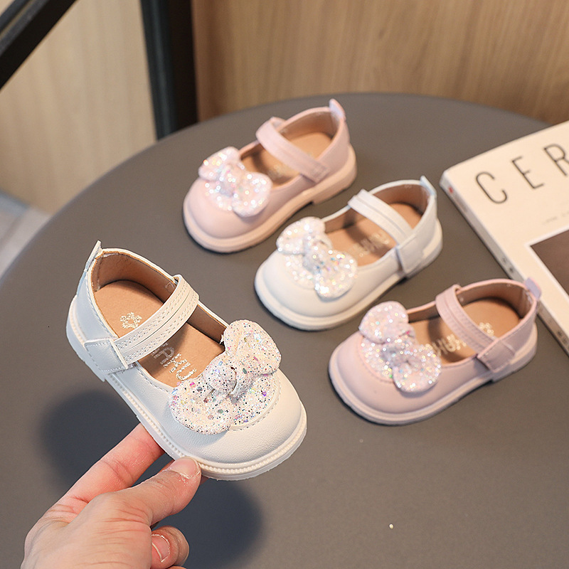 First Walkers Baby First Walker Shoes for Girls Spring and Summer Sequin Versatile Children Casual Shoes Sweet Children Princess Shoes 230314