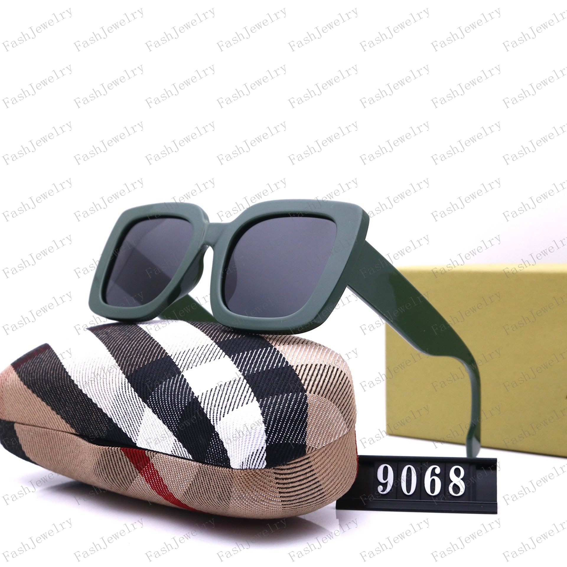 Wholesale Designer Sunglasses Original Eyewear Beach Outdoor Shades PC Frame Fashion Classic Lady Mirrors for Women And Men Protection Sun Glasses Gifts
Wholesale Designer Sunglasses Original Eyewear Beach Outdoor Shades PC Frame Fashion Classic Lady Mirrors for Women And Men Protection Sun Glasses Gifts