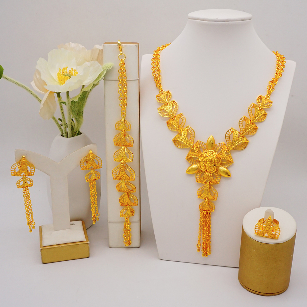 Wedding Jewelry Sets Trendy Nigerian Dubai Gold Color Jewelry Set For Women Tassel Long Chain Bridal Long Necklace Bracelet Earring Ring Wedding Sets 