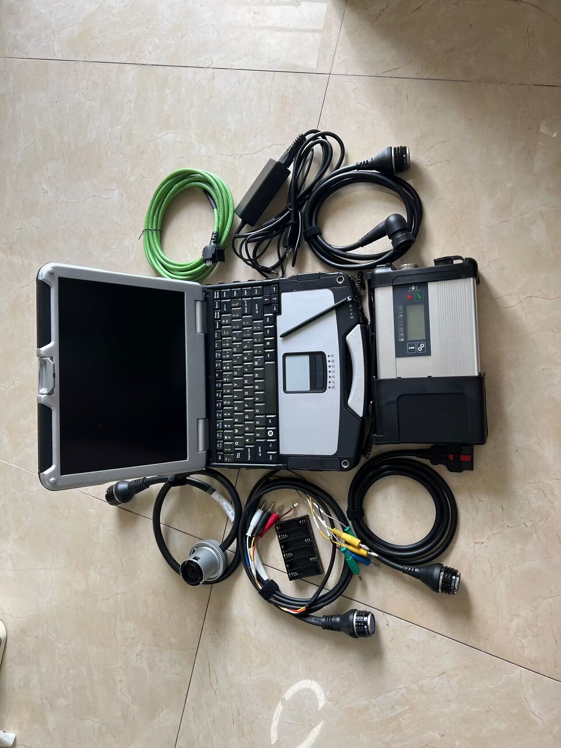 MB SD Connect 5 MB Star C5 For Benz Diagnostic Tool with Super Engineering Xentry 2023.09 DTS And Vediamo Plus cf31 laptop