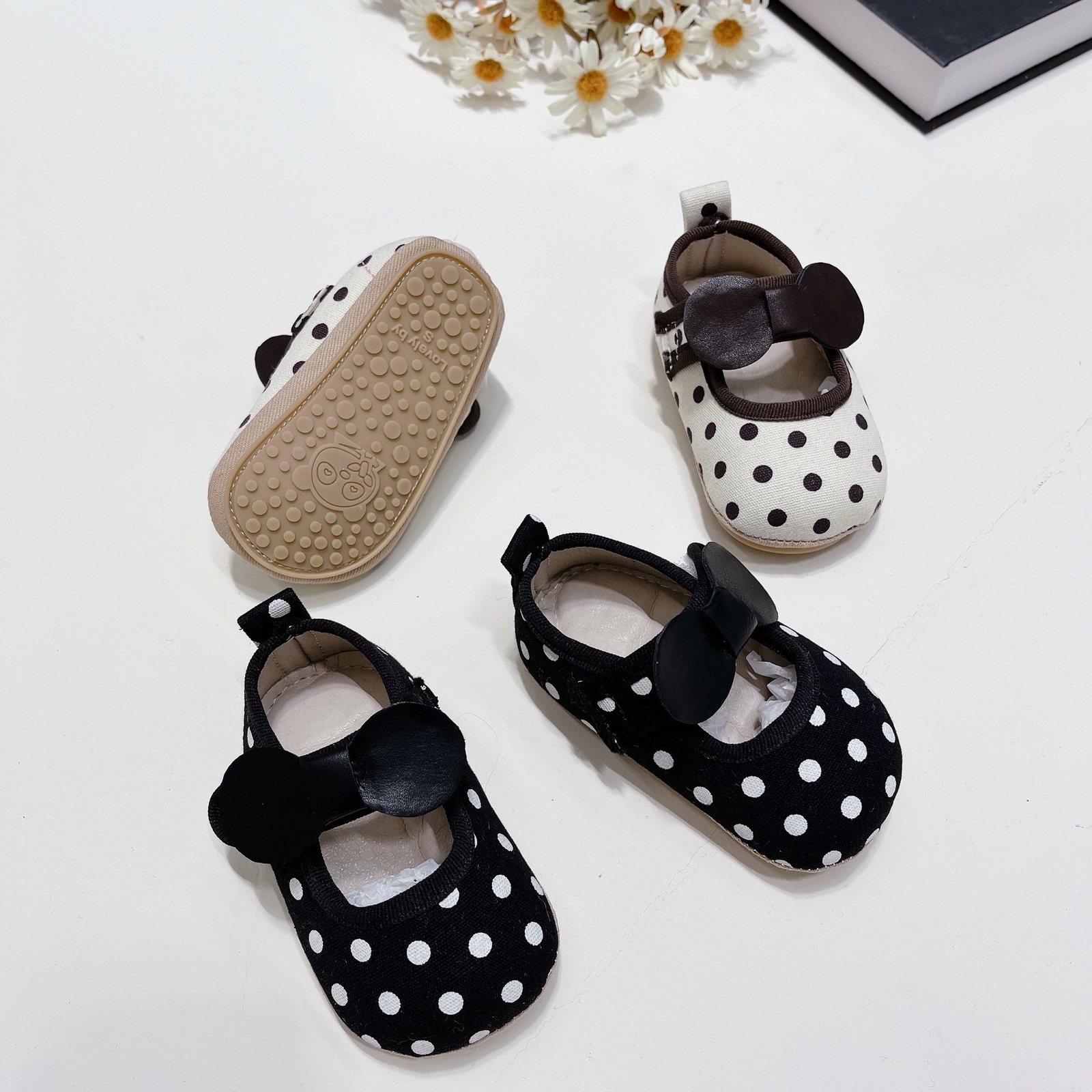 First Walkers Spring Autumn Toddler Girls Shoes Female Baby Princess Shoes Soft-soled Non-slip Bow Black and White Polka Dot First Walkers 230314