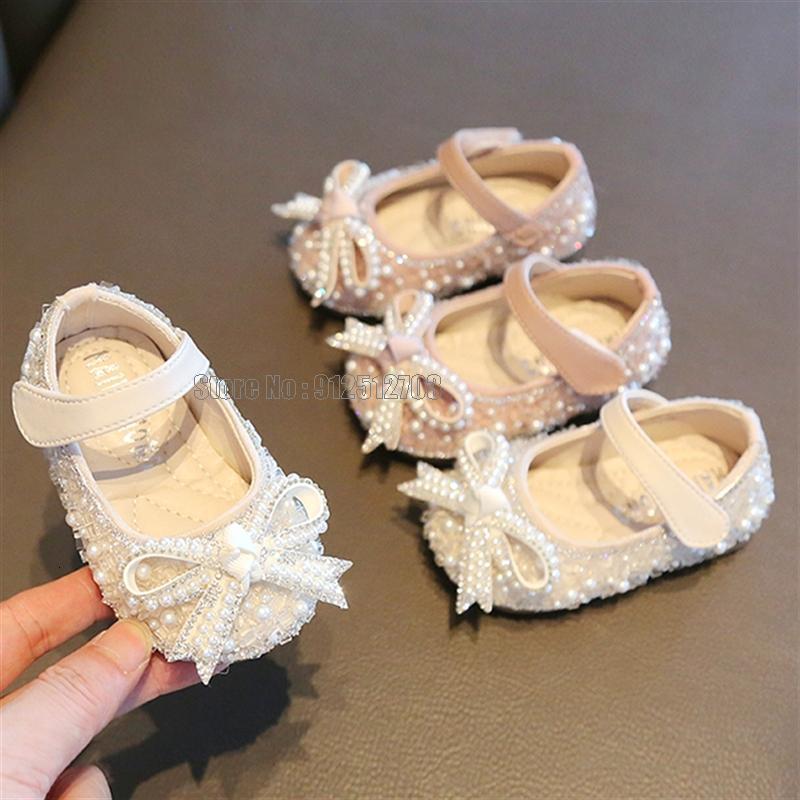 First Walkers 11-15cm High Quality Baby Girls First Walkers Birthday Party Crystal Soft Toddler Shoes Spring Infant Flats Shoes 230314