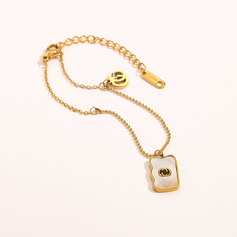 2022 New Fashionable Womens Bracelets Bangle 18K Gold Plated Bracelet Wristband Cuff Chain Stainless steel Lovers Gift Wedding Jewelry ZG1030
2022 New Fashionable Womens Bracelets Bangle 18K Gold Plated Bracelet Wristband Cuff Chain Stainless steel Lovers Gift Wedding Jewelry ZG1030