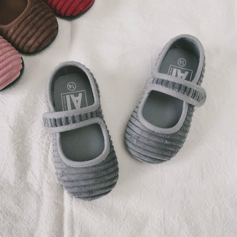 First Walkers born Baby Shoes Girls Princess Shoes Solid Colors Anti-slip Soft Sole Cotton Flat First Walker Infant Accessories 230314