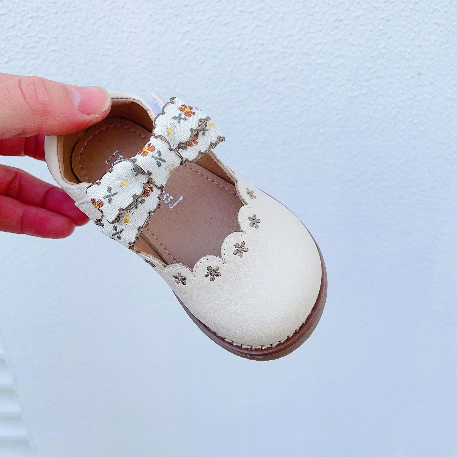 First Walkers Baby princess shoes spring products girl's garden style bow small leather shoes Han fan toddler shoes 230314