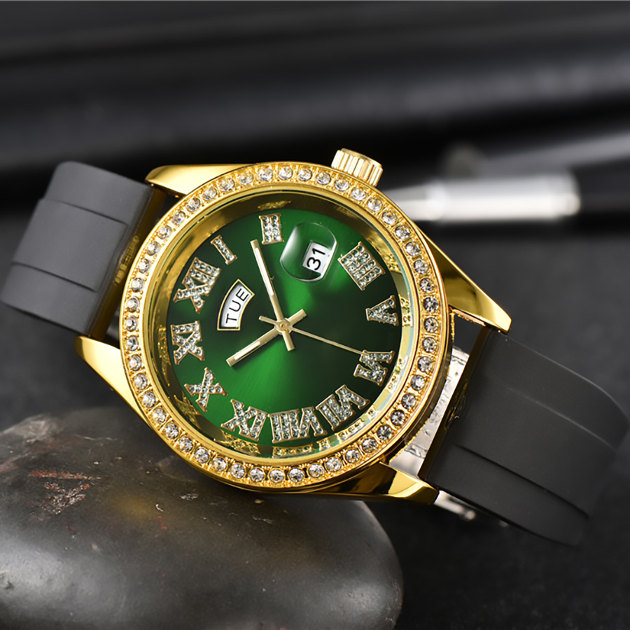 Fashion Full Brand Wrist Watches Men Male Crystal Style 40 mm Date Luxury Rubber Band Quartz Clock X296, Gold black blue
Fashion Full Brand Wrist Watches Men Male Crystal Style 40 mm Date Luxury Rubber Band Quartz Clock X296, Gold black blue