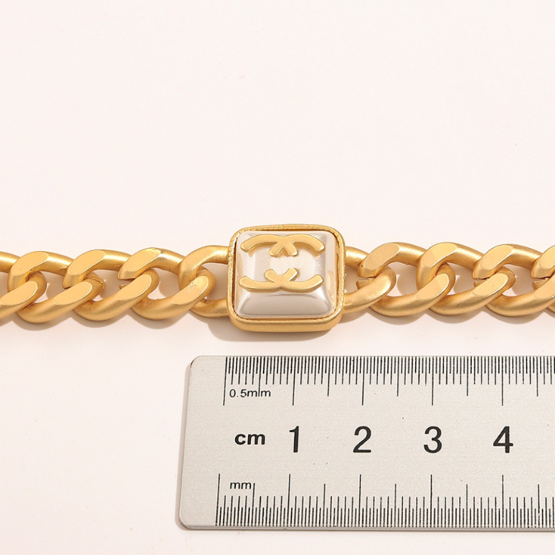Steel Stamp Bracelets Luxury Brand Chain Bracelet Womens Couple Love Circle Bracelet 18k Gold Plated Famous Designer Jewelry Accessories Family Friends
Steel Stamp Bracelets Luxury Brand Chain Bracelet Womens Couple Love Circle Bracelet 18k Gold Plated Famous Designer Jewelry Accessories Family Friends