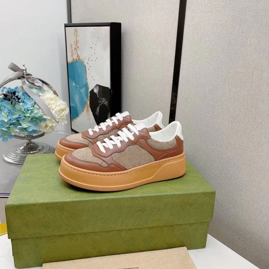 2022 Men's and women's casual shoes thick sole women's new height casual small white shoes cookie style
2022 Men's and women's casual shoes thick sole women's new height casual small white shoes cookie style