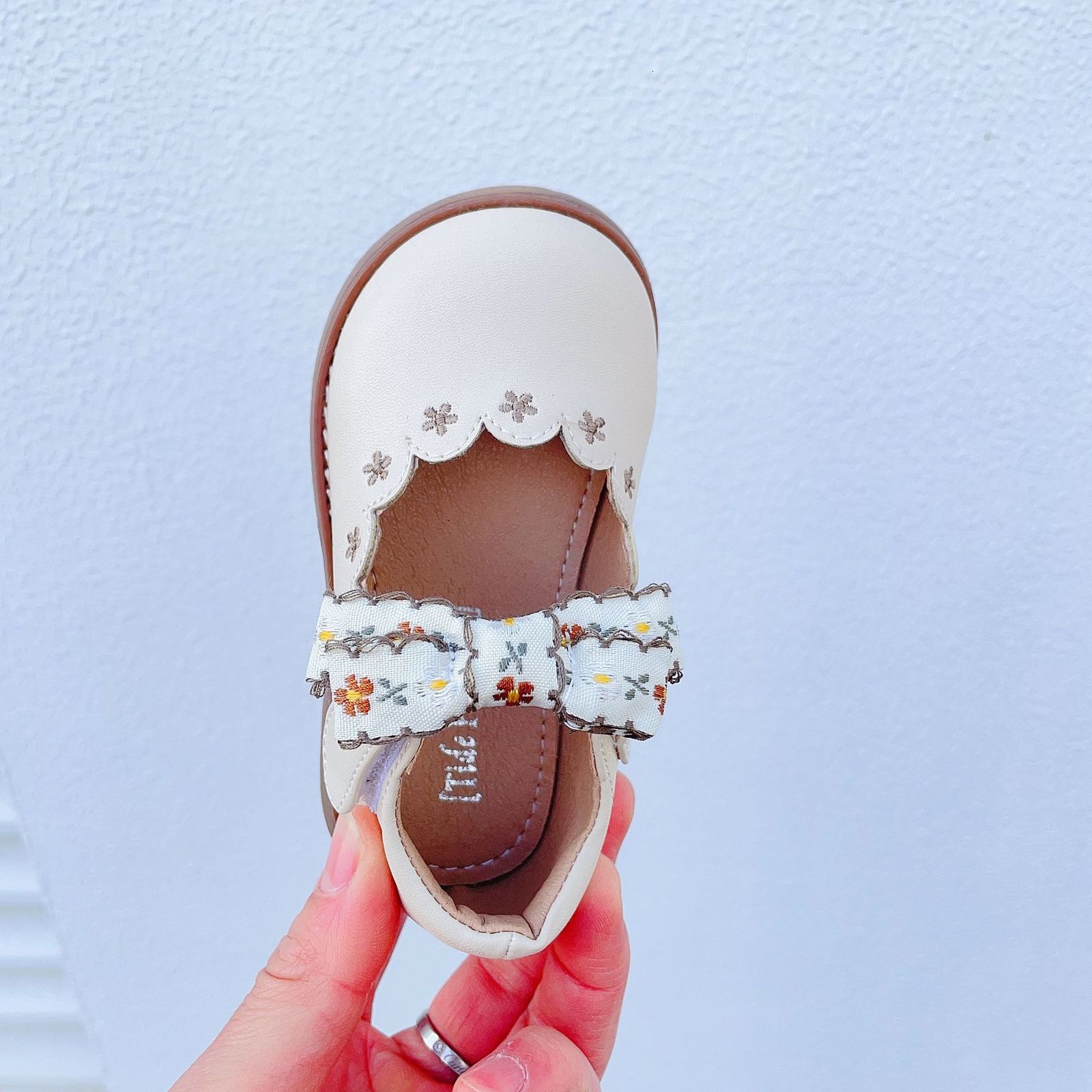 First Walkers Baby princess shoes spring products girl's garden style bow small leather shoes Han fan toddler shoes 230314