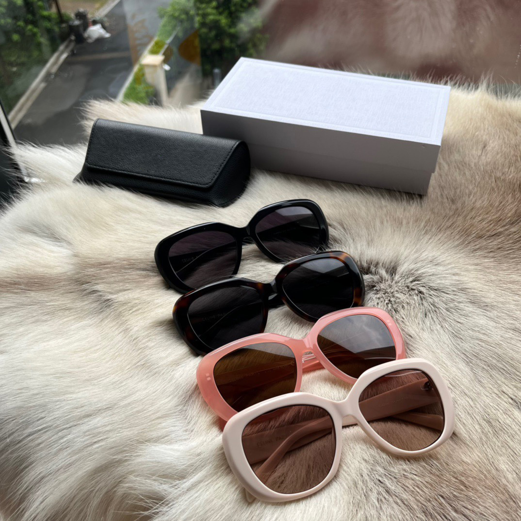 Women's summer fashion designer sunglasses full frame candy color frame polarized light 40226 glasses
Women's summer fashion designer sunglasses full frame candy color frame polarized light 40226 glasses