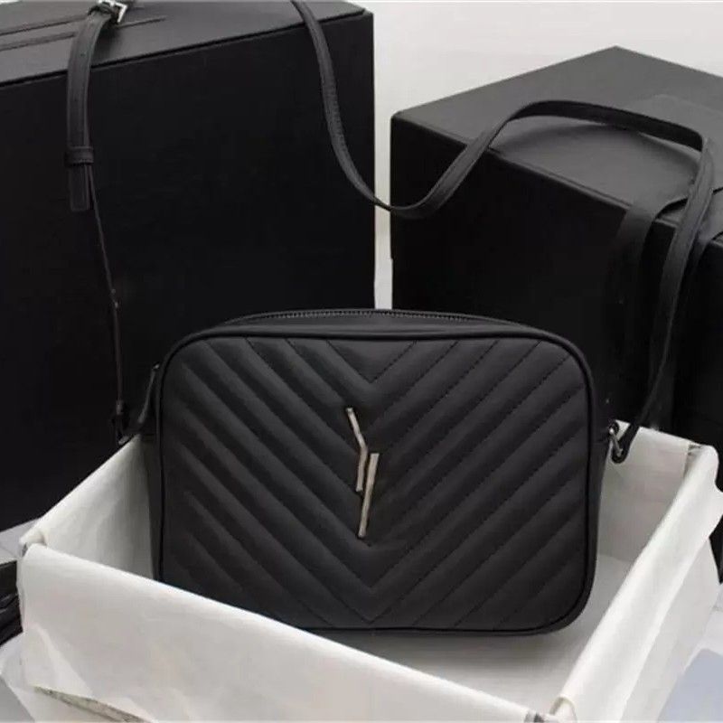 Top Quality Designer Bags LOU CAMERA BAG IN QUILTED LEATHER Luxury Handbags featuring an adjustable leather strap SHOULDER BAG Crossbody Bas Women Storages, White
Top Quality Designer Bags LOU CAMERA BAG IN QUILTED LEATHER Luxury Handbags featuring an adjustable leather strap SHOULDER BAG Crossbody Bas Women Storages, White