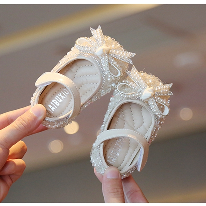 First Walkers 11-15cm High Quality Baby Girls First Walkers For Birthday Party Twinkle Crystal Soft Toddler Shoes For Spring 0-3Y Infant Flats 230314