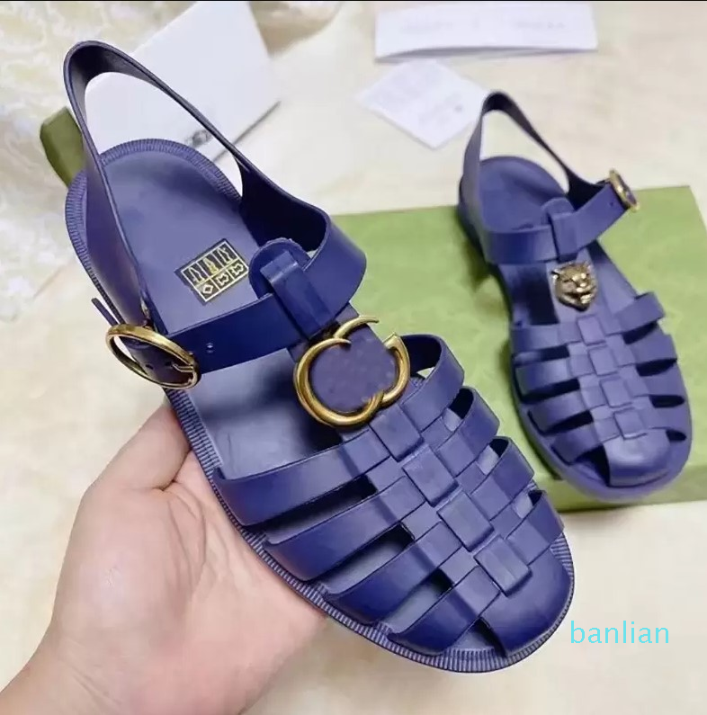 Designer Sandals Jelly Sandal Transparent Slippers Women G Slide Men Slipper Flip Flops Luxury Flat Thick Bottom Embroidery Printed Rubber Leather Shoe NO369
Designer Sandals Jelly Sandal Transparent Slippers Women G Slide Men Slipper Flip Flops Luxury Flat Thick Bottom Embroidery Printed Rubber Leather Shoe NO369