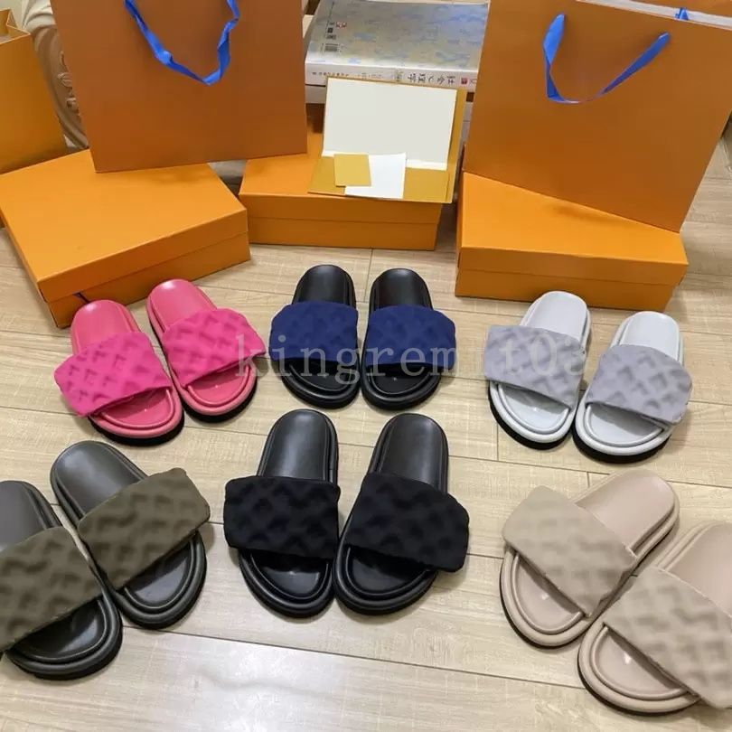 Designers Sandals POOL PILLOW COMFORT Smooth Calfkin Slippers Women Sandals Mules Slippers Flat Slippers