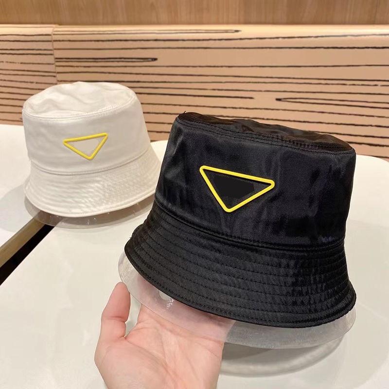 Designers Bucket hat Luxury hat Solid color letter design hat Top level version fashion travel sun hat Leisure garden new hat four seasons can wear Factory stores, White
Designers Bucket hat Luxury hat Solid color letter design hat Top level version fashion travel sun hat Leisure garden new hat four seasons can wear Factory stores, White