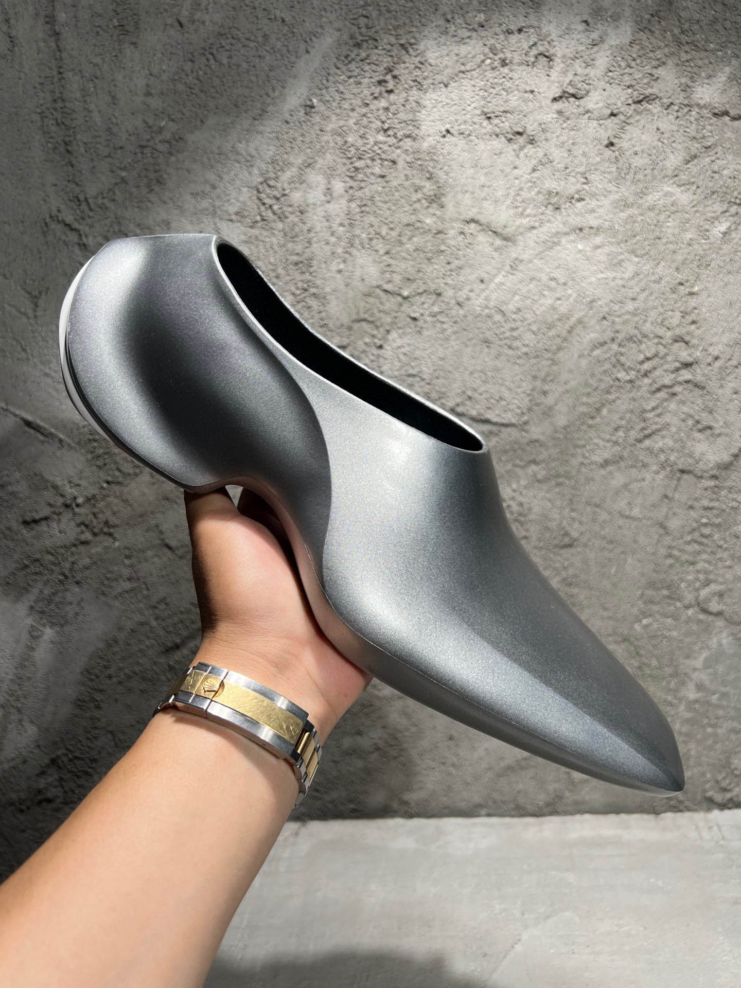 Cosmic Space Paris Shoes Future Technology Men's Fashion Street vibe Silver Lacquer Matte Show Boots
Cosmic Space Paris Shoes Future Technology Men's Fashion Street vibe Silver Lacquer Matte Show Boots