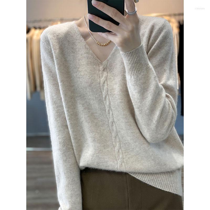 Women's Sweaters Women's V-neck Wool Sweater Autumn And Winter Solid Color Loose Comfortable Warm Fashion Versatile Knitting Pullover, Ancient green
Women's Sweaters Women's V-neck Wool Sweater Autumn And Winter Solid Color Loose Comfortable Warm Fashion Versatile Knitting Pullover, Ancient green