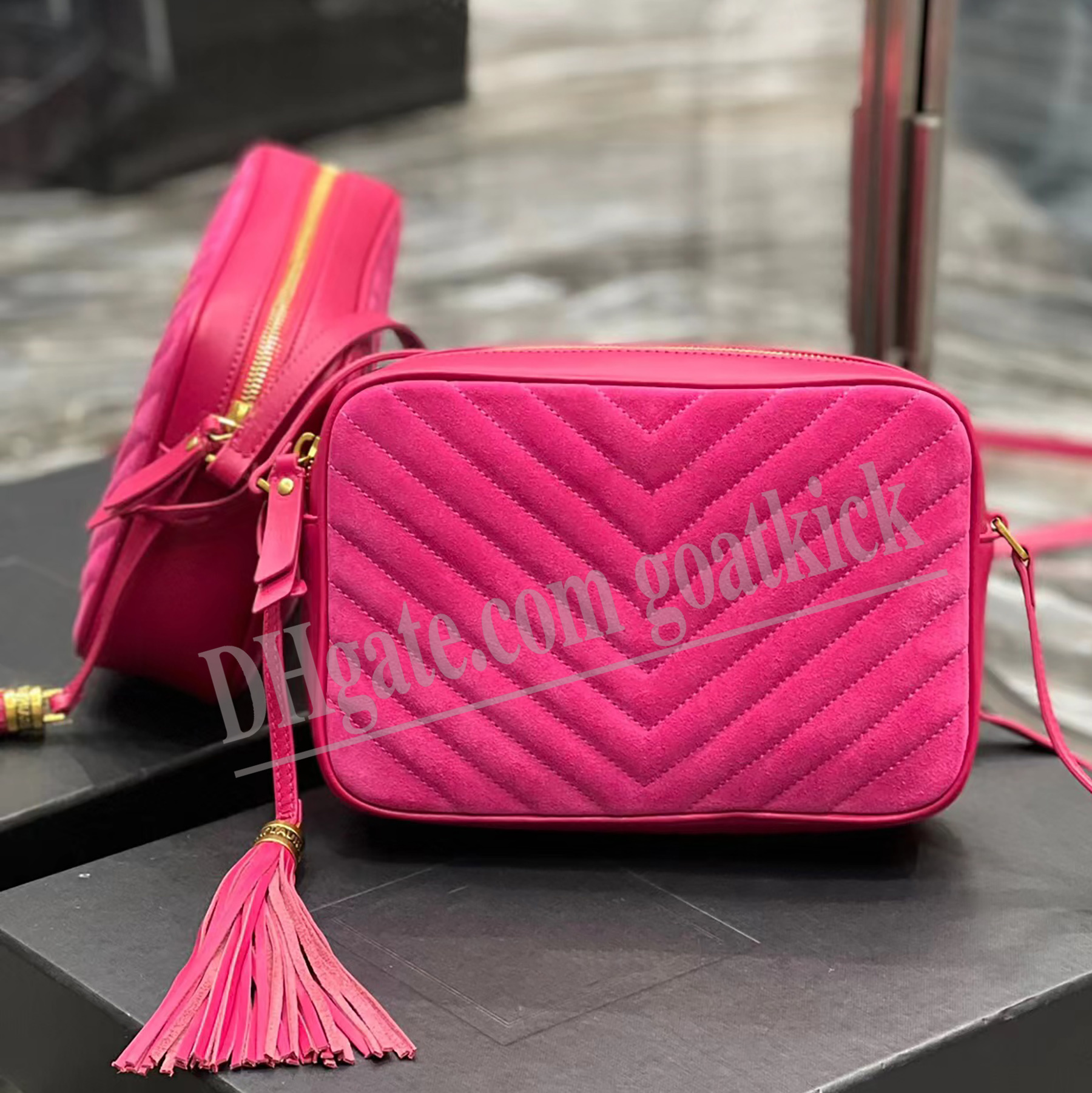 Lou Camera Bag In Quilted Leather Chain Bag Genuine Leather Luxury Designers Lady Handbags Women Shoulder Crossbody Clutch Tote Messenger Shopping Purse Wallet
Lou Camera Bag In Quilted Leather Chain Bag Genuine Leather Luxury Designers Lady Handbags Women Shoulder Crossbody Clutch Tote Messenger Shopping Purse Wallet