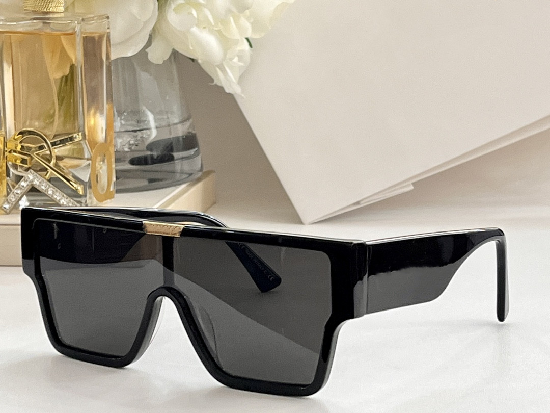 Spring new designer sunglasses Luxury square Sunglasses high quality wear comfortable online celebrity fashion glasses
Spring new designer sunglasses Luxury square Sunglasses high quality wear comfortable online celebrity fashion glasses