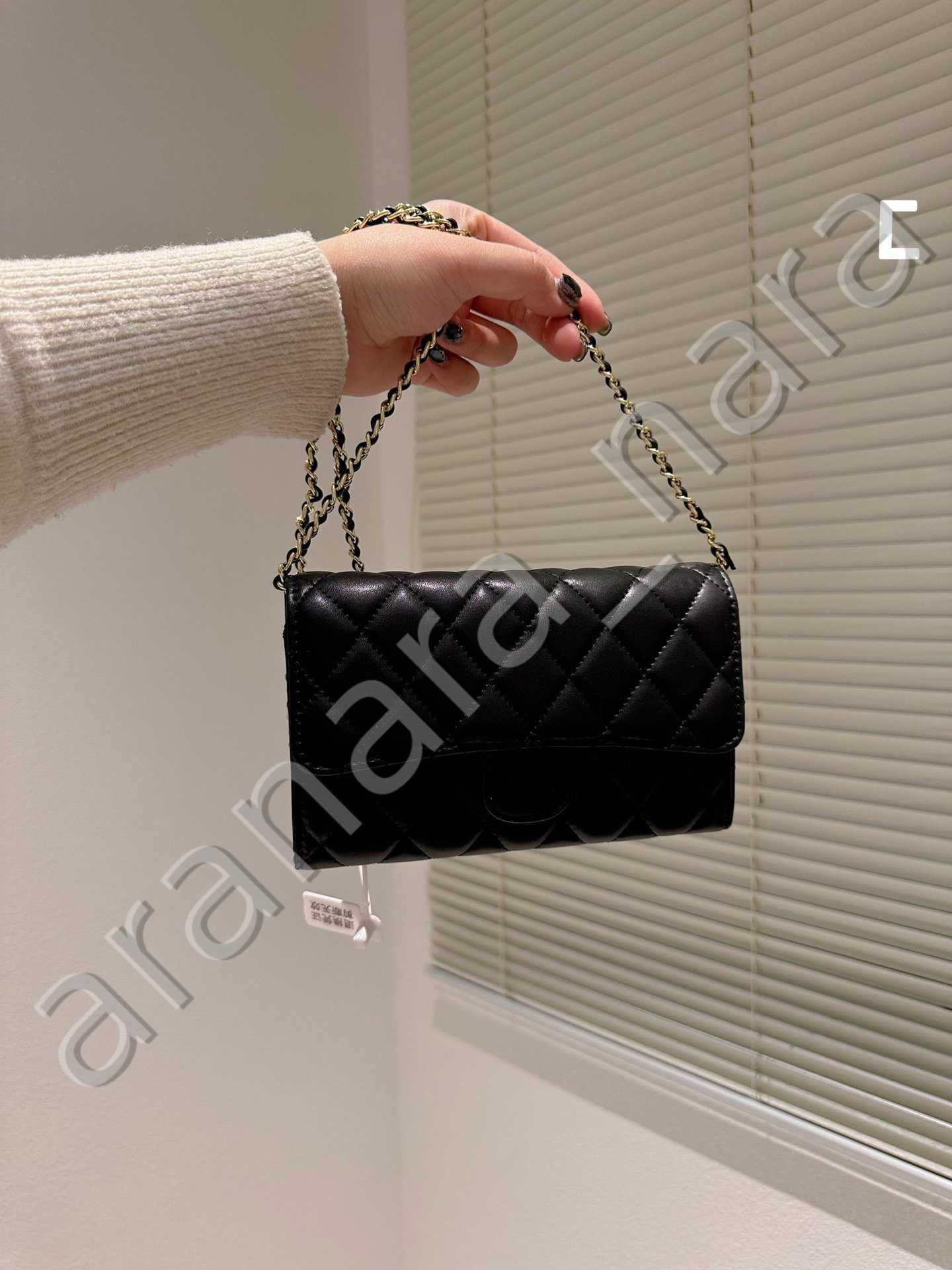 Design mobile phone bag lambskin Popular High-Quality Casual Collocation Backpacks Saddles Bag Designer Purse Handbags The Tote Clutch Handbags, Welcome to purchase
Design mobile phone bag lambskin Popular High-Quality Casual Collocation Backpacks Saddles Bag Designer Purse Handbags The Tote Clutch Handbags, Welcome to purchase