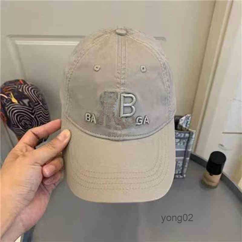 2022 New Men's and Women's Baseball Caps French Paris Classic Embroidered Letters Casual Hats Outdoor Couple Sun 10
2022 New Men's and Women's Baseball Caps French Paris Classic Embroidered Letters Casual Hats Outdoor Couple Sun 10