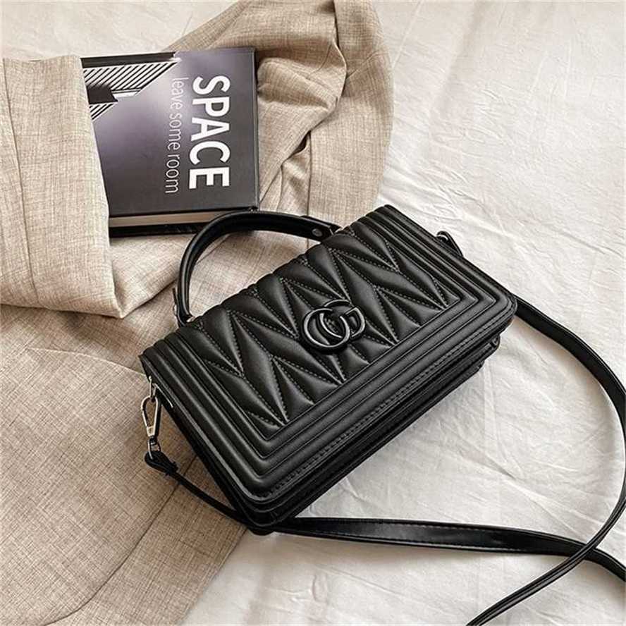 handbag 2023 Fashion women's bag leather quality Handbag Advanced sense women's popular messenger embroidered thread portable shoulder small square Bag, Black
handbag 2023 Fashion women's bag leather quality Handbag Advanced sense women's popular messenger embroidered thread portable shoulder small square Bag, Black
