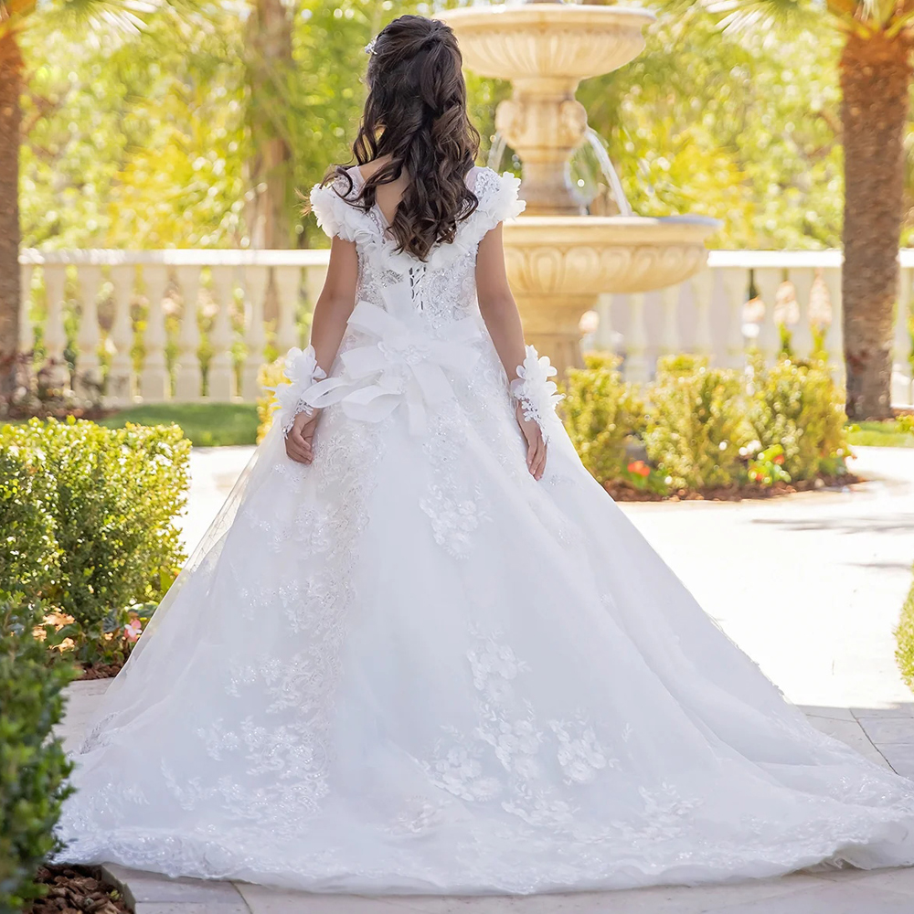 Classic White A Line Flower Girls Dresses Short Sleeve 3D Appliques Kids Formal Wear for Communion Occasion