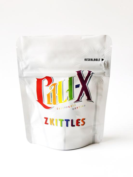 Packing Bags Cail X 3.5G Smell Proof Plastic Mylar Edibles Backpack Boyz Runty Gelato Zerbert Special Die Cut Shaped Zipper Flower C Ota0A
Packing Bags Cail X 3.5G Smell Proof Plastic Mylar Edibles Backpack Boyz Runty Gelato Zerbert Special Die Cut Shaped Zipper Flower C Ota0A