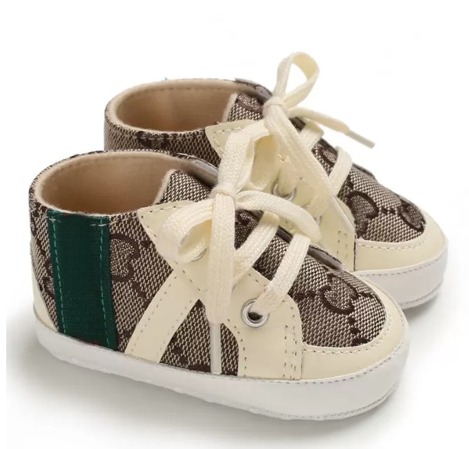 Baby Designers Shoes Newborn Kid Shoes Canvas Sneakers Baby Boy Girl Soft Sole Crib Shoes First Walkers 0-18Month
Baby Designers Shoes Newborn Kid Shoes Canvas Sneakers Baby Boy Girl Soft Sole Crib Shoes First Walkers 0-18Month