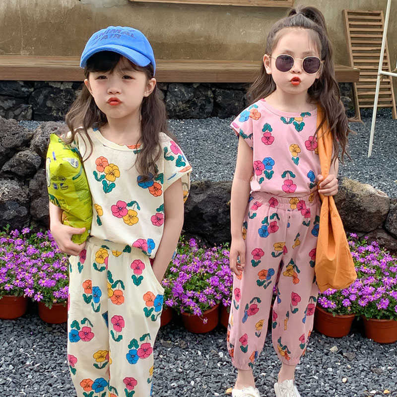 Clothing Sets Girls Clothing Sets Summer Korean Flower Sister Vestcapris pcsset Sports Suits for Kids Children Casual Tracksuits P, Pinkflower
Clothing Sets Girls Clothing Sets Summer Korean Flower Sister Vestcapris pcsset Sports Suits for Kids Children Casual Tracksuits P, Pinkflower