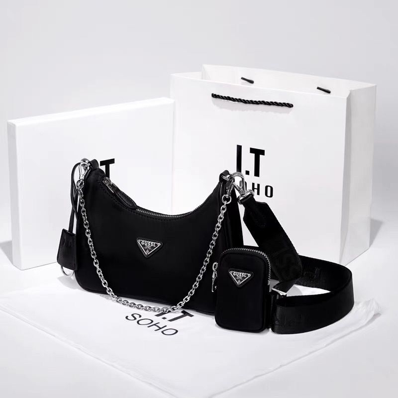 Top quality Re-edition Underarm Clutch bag 2005 Nylon leather Shoulder bags Women Crossbody messenger Handbag Evening Totes purse wholesale, Black
Top quality Re-edition Underarm Clutch bag 2005 Nylon leather Shoulder bags Women Crossbody messenger Handbag Evening Totes purse wholesale, Black