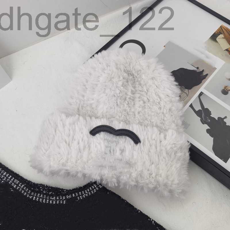 designer Designer Brand Luxury Beanie Cap for Male Female Couples Autumn Winter New Little Fragrance Knitted Hat Outdoor Fashion Versatility GZ6H
designer Designer Brand Luxury Beanie Cap for Male Female Couples Autumn Winter New Little Fragrance Knitted Hat Outdoor Fashion Versatility GZ6H