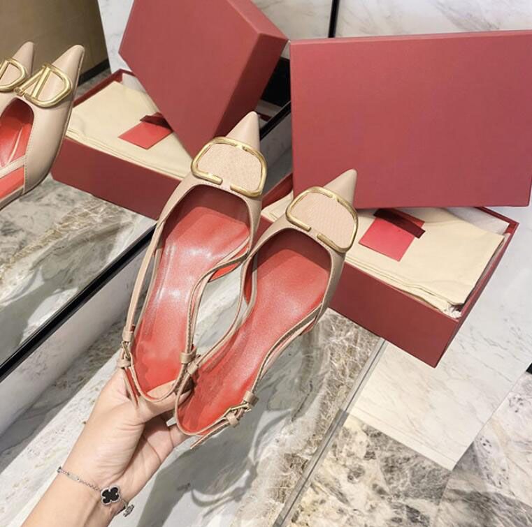 Brand sandals luxury designer hollow V women's shoes summer leather women's sandals casual outdoor wedding party women's high heels, Color 11
Brand sandals luxury designer hollow V women's shoes summer leather women's sandals casual outdoor wedding party women's high heels, Color 11