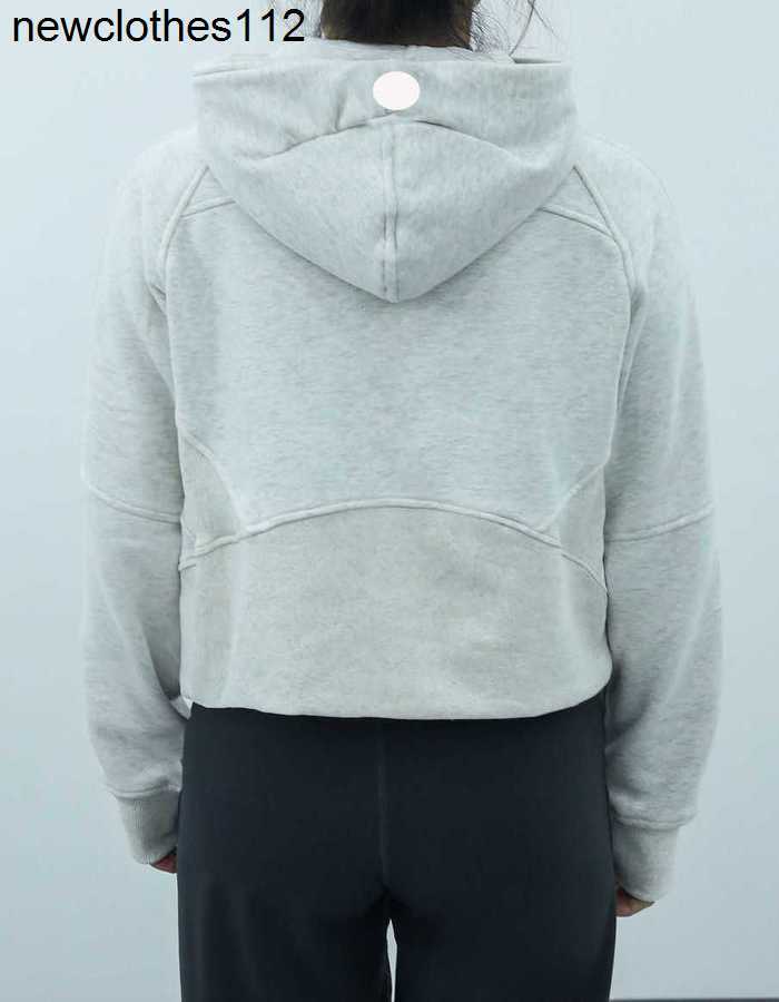 Designer Short Jacket Lulus Women Autumn And Winter New Scuba Woman Yoga Sports Leisure Full Zip Jackets Plush Hoodie Yellow Tech 23ss, 4 band label
Designer Short Jacket Lulus Women Autumn And Winter New Scuba Woman Yoga Sports Leisure Full Zip Jackets Plush Hoodie Yellow Tech 23ss, 4 band label