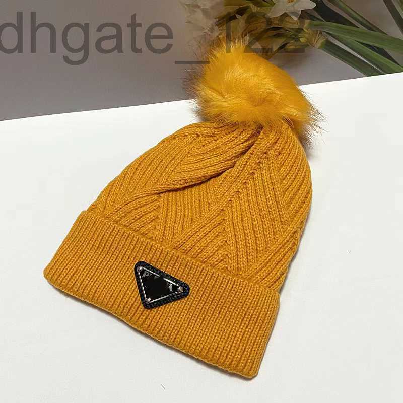 designer Designer Brand Luxury Beanie for Men Women Couples Autumn Winter New Inverted Triangle Letter Fashion Trend Classic Outdoor Warm D0BB
designer Designer Brand Luxury Beanie for Men Women Couples Autumn Winter New Inverted Triangle Letter Fashion Trend Classic Outdoor Warm D0BB
