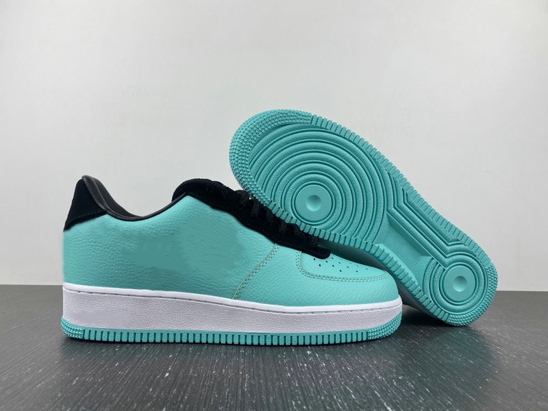 Limited Edition Low 1837s Man Skateboard Designer Shoes Blue Black Multi Color Woman Sport Zapatos Chaussures Sneakers Ship With Box Size36-45, Tiffany blue black
Limited Edition Low 1837s Man Skateboard Designer Shoes Blue Black Multi Color Woman Sport Zapatos Chaussures Sneakers Ship With Box Size36-45, Tiffany blue black