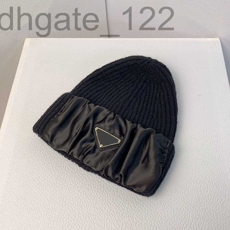 designer Designer Knitted Beanie Hat Couple Men Warm In Winter Unisex Luxury Classic Triangle Casual Casquette Mens Caps Women Hats Cap H420, Grey
designer Designer Knitted Beanie Hat Couple Men Warm In Winter Unisex Luxury Classic Triangle Casual Casquette Mens Caps Women Hats Cap H420, Grey