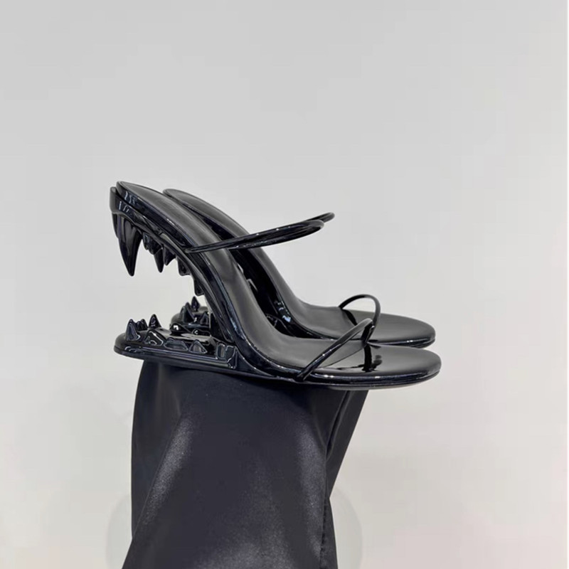 Metal High-heeled Sandals Hollowed-out Fangs Profiled Heels Open-toe Sandals Large Size Flip Flops, Fuchsia flip flops
Metal High-heeled Sandals Hollowed-out Fangs Profiled Heels Open-toe Sandals Large Size Flip Flops, Fuchsia flip flops