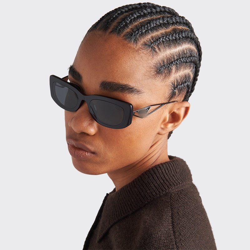 Fashion Designer PPDDA Sunglasses Classic Eyeglasses Goggle Outdoor Beach Sun Glasses For Man Woman Optional Triangular signature 4 colors SPR14Y SUKI 140
Fashion Designer PPDDA Sunglasses Classic Eyeglasses Goggle Outdoor Beach Sun Glasses For Man Woman Optional Triangular signature 4 colors SPR14Y SUKI 140