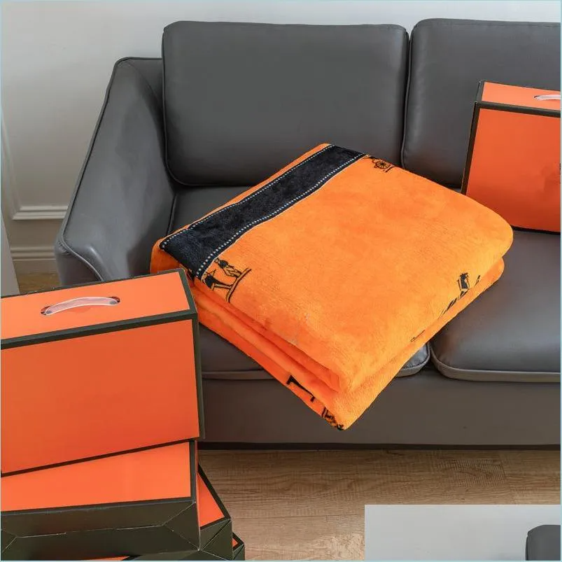Blankets Designer Blanket Soft Home Office Nap Air Conditioning Sofa Decoration Travel Car Throw Blankets High Grade Business Gift
Blankets Designer Blanket Soft Home Office Nap Air Conditioning Sofa Decoration Travel Car Throw Blankets High Grade Business Gift
