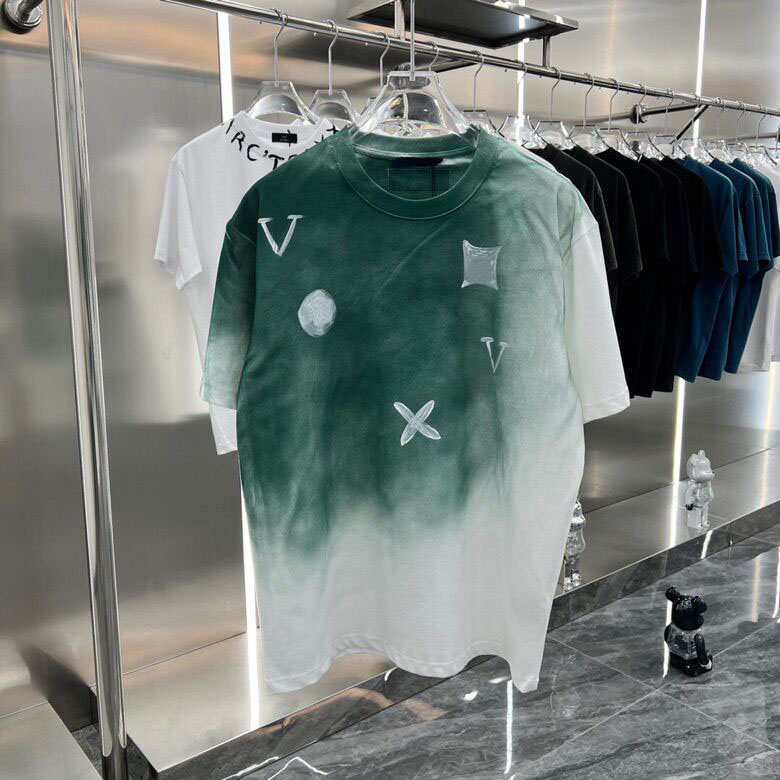 2023SS man high street T shirt cotton short-sleeved fashion men and women short T-shirt couple models men and women cotton crewneck printed short sleeve j8s73a
2023SS man high street T shirt cotton short-sleeved fashion men and women short T-shirt couple models men and women cotton crewneck printed short sleeve j8s73a