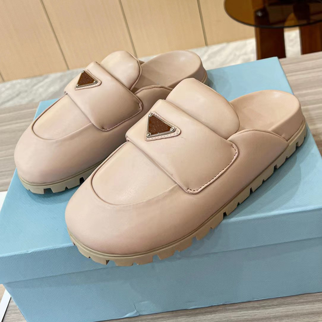 Wrap toe slippers designer classic sandals women leather triangle buckle decorative ankle strap casual beach shoes platform high quality factory shoe, 9#
Wrap toe slippers designer classic sandals women leather triangle buckle decorative ankle strap casual beach shoes platform high quality factory shoe, 9#