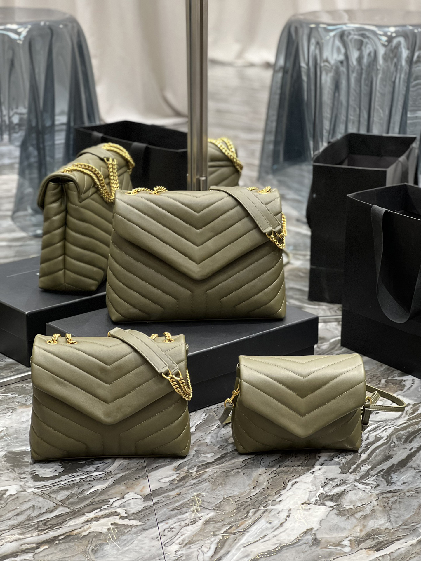 10a Top Quality Bags Lou Lou Fashion Designer Shoulder Bag Brand Luxury Handbag Leather Women's Crossbody Bag Luxury Bag Sheepskin Soft High Quality L Metal Lock, Green
10a Top Quality Bags Lou Lou Fashion Designer Shoulder Bag Brand Luxury Handbag Leather Women's Crossbody Bag Luxury Bag Sheepskin Soft High Quality L Metal Lock, Green