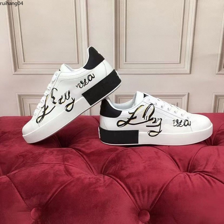 Designers Shoes Men Women Luxury Casual Shoes Pull-On Sneaker Fashion Breathable White Spike Sock Shoes size35-45 mkjk rh4000000002
Designers Shoes Men Women Luxury Casual Shoes Pull-On Sneaker Fashion Breathable White Spike Sock Shoes size35-45 mkjk rh4000000002