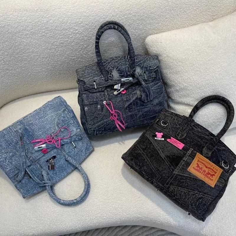 Handbag Designer He… - image