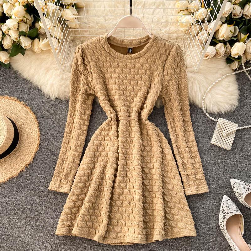 Casual Dresses Women' Dress A-line Plush Pattern Slim Waist Hollow-out Solid Color Long Sleeves Wholesale 2023 Fashion Female Clothing, Khaki
Casual Dresses Women' Dress A-line Plush Pattern Slim Waist Hollow-out Solid Color Long Sleeves Wholesale 2023 Fashion Female Clothing, Khaki