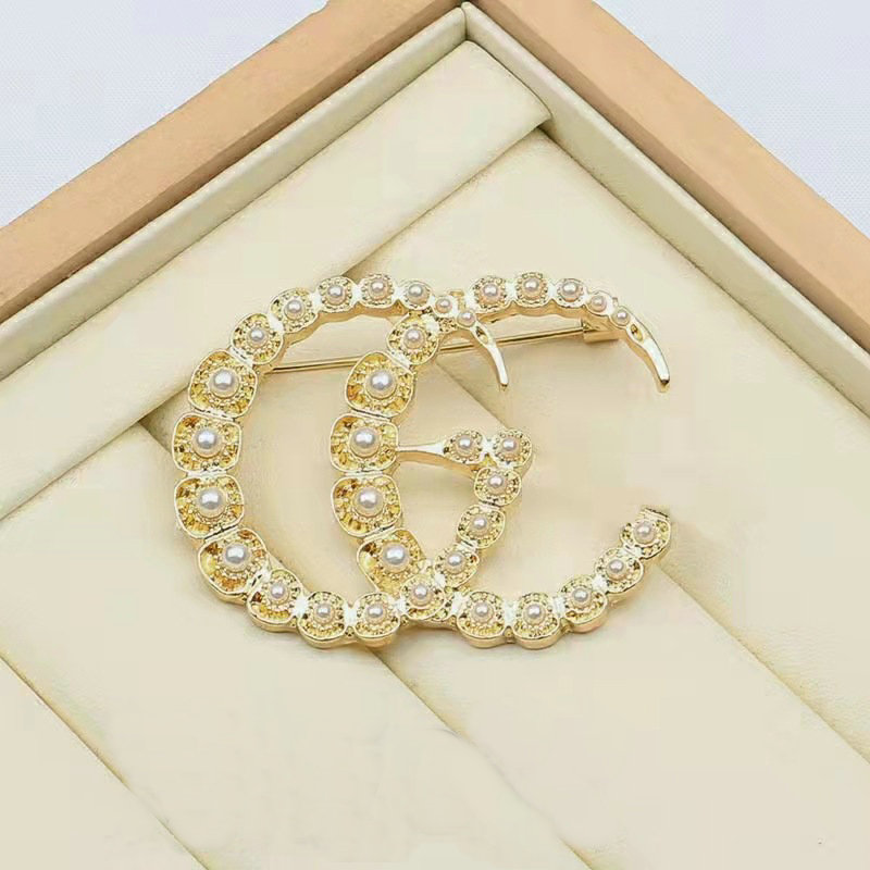 Pearl Crystal Brooches For Women Luxury Gold Color Rhinestone Alloy Enamel Brooch Safety Pins
Pearl Crystal Brooches For Women Luxury Gold Color Rhinestone Alloy Enamel Brooch Safety Pins