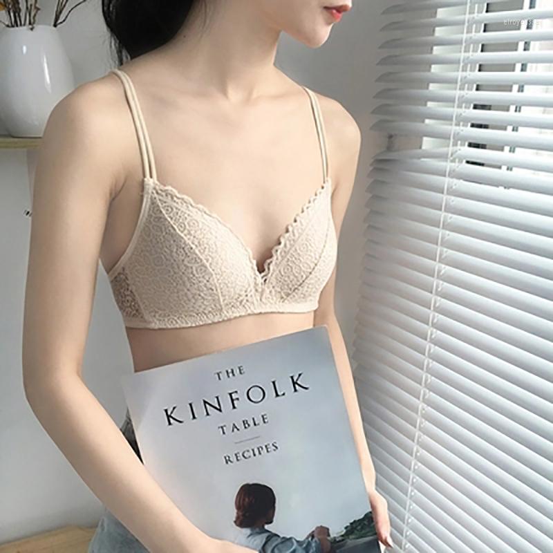 Bras Wirefree Soft Brassiere Underwear Sexy Lace Bra Seamless Lingerie Push Up For Women Ultra Thin Cup, Black
Bras Wirefree Soft Brassiere Underwear Sexy Lace Bra Seamless Lingerie Push Up For Women Ultra Thin Cup, Black